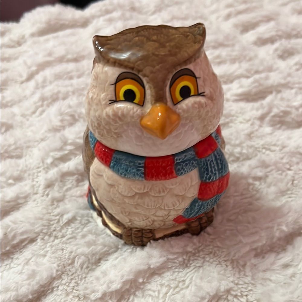 Disney Parks Holiday Christmas Ceramic Friend Owl Sugar Bowl Bambi